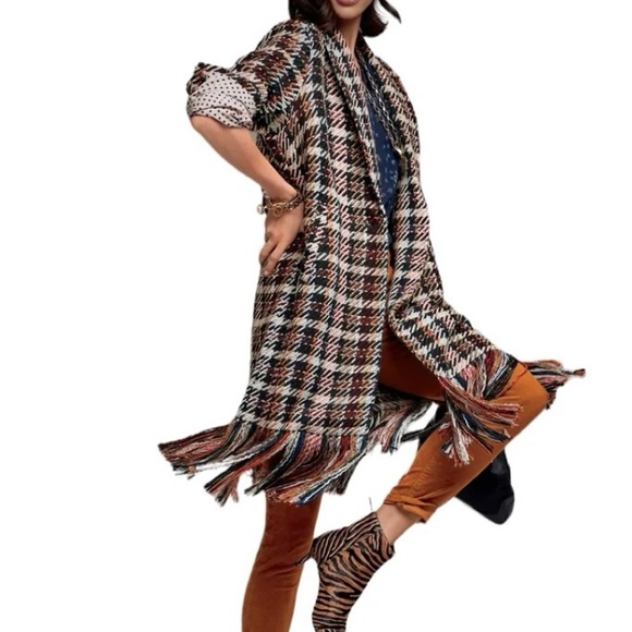 CAbi Regency plaid fringe boho plaid blanket Coat (M) ❤️ - Picture 4 of 11